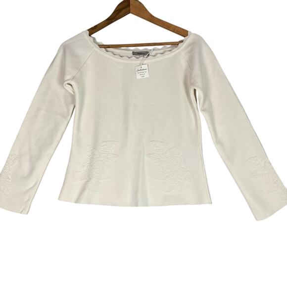 Stellaluna Knit Off Shoulder Sweater Womens Medium Ivory Raised 3D Floral NWT - Picture 1 of 12